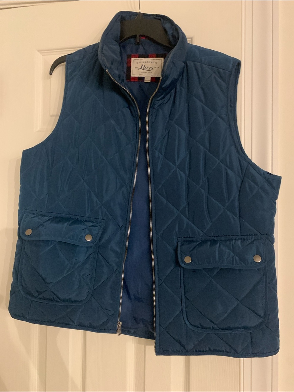 Bass Quilted Blue Women’s Puffer Vest with Snap Pockets